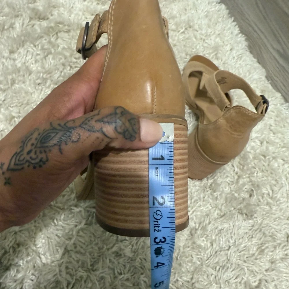 Lucky Brand Tan Women's Heels - Picture 13 of 13